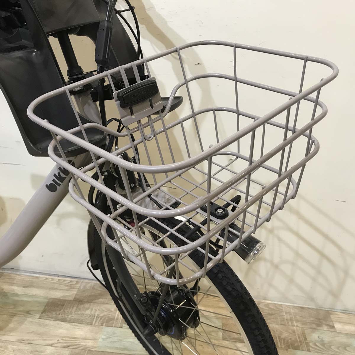 ブリヂストン bikke MOB dd ビッケ モブ dd ベージュ 前24×後20インチ KZ087【中古車】