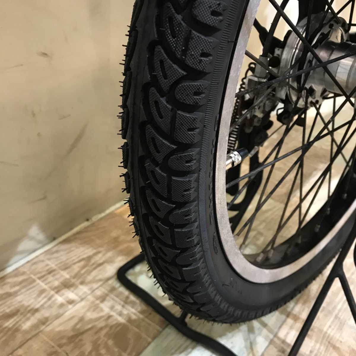 パナソニック ギュット アニーズ ブラック 20インチ KQ071【中古車】