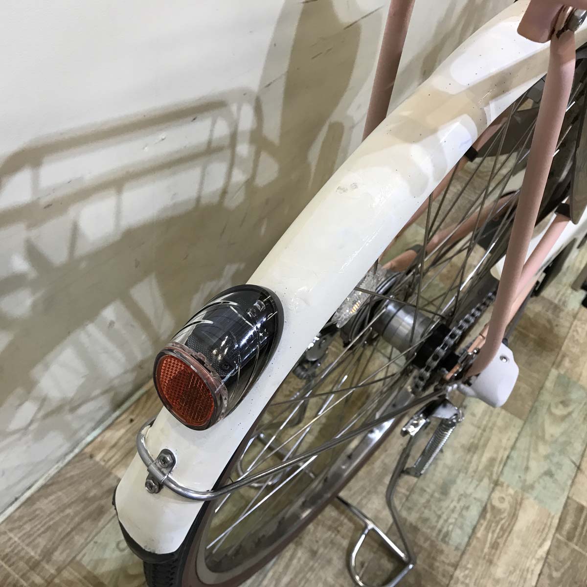パナソニック カラーズ EB ピンク 26インチ KV014 【中古車】