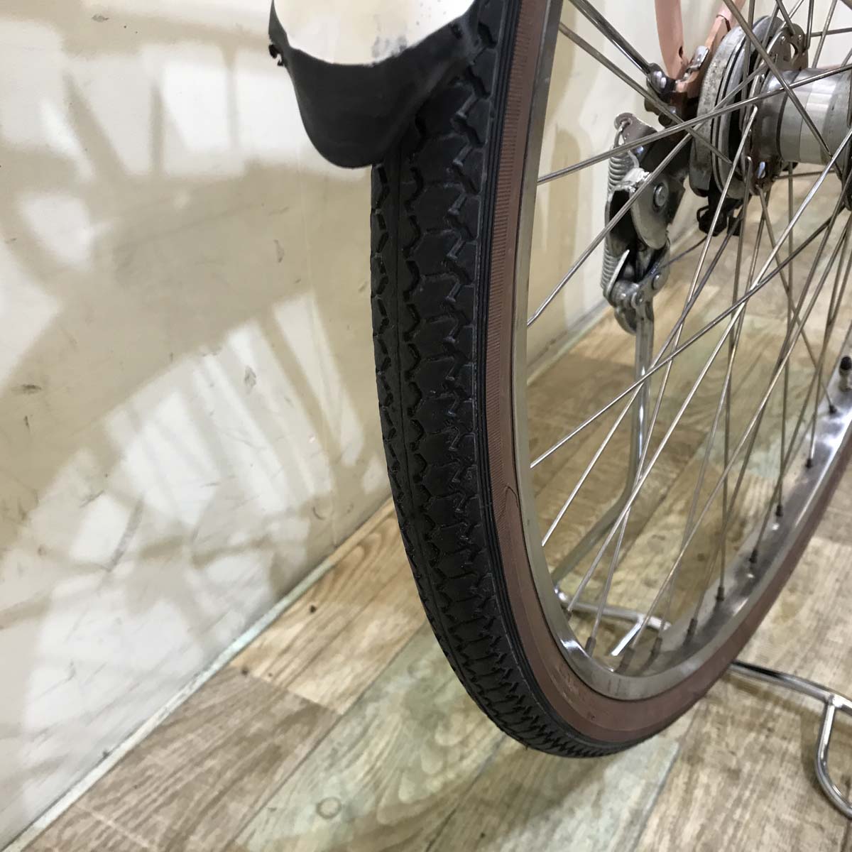 パナソニック カラーズ EB ピンク 26インチ KV014 【中古車】