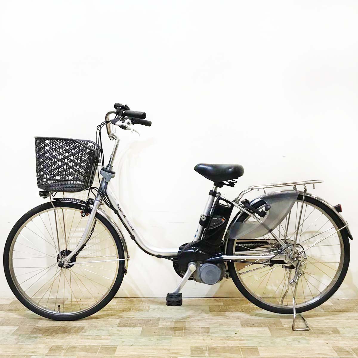 パナソニック ビビ DX シルバー 24インチ KV017 【中古車】