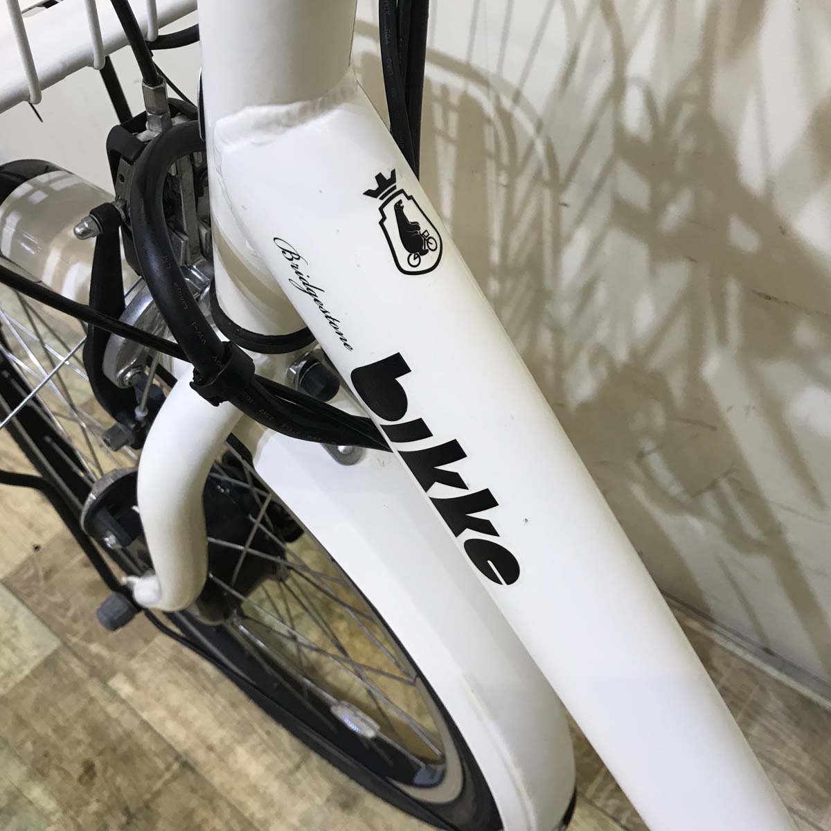 ブリヂストン bikke MOB dd ビッケ モブ dd ホワイト 前24×後20インチ KZ101 【中古車】