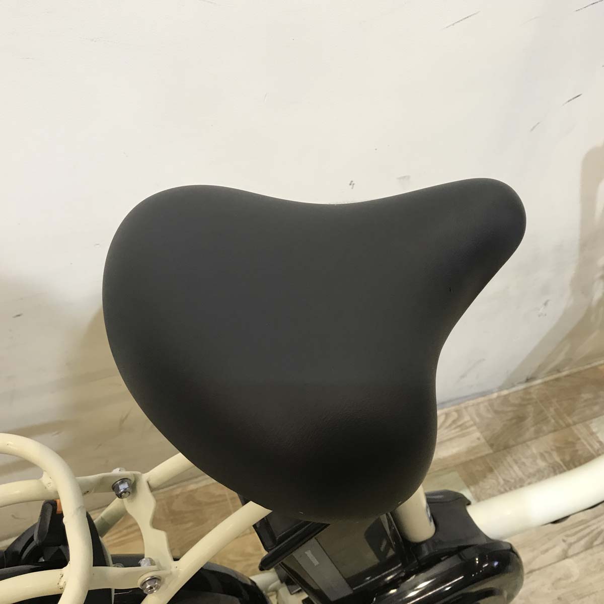 パナソニック ビビ FP ベージュ 20インチ KZ105 【中古車】