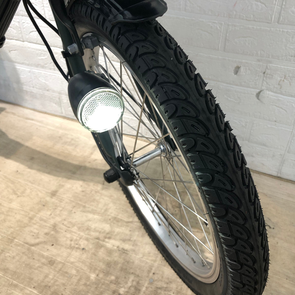 パナソニック ギュット ミニ DX グリーン 20インチ YT118【中古車】