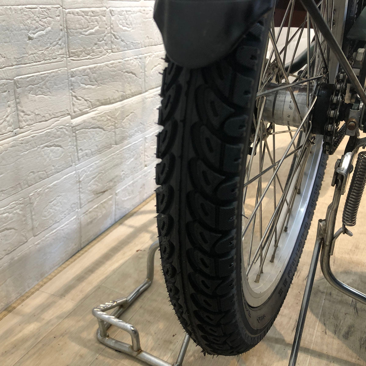 パナソニック ギュット ミニ DX グリーン 20インチ YT118【中古車】