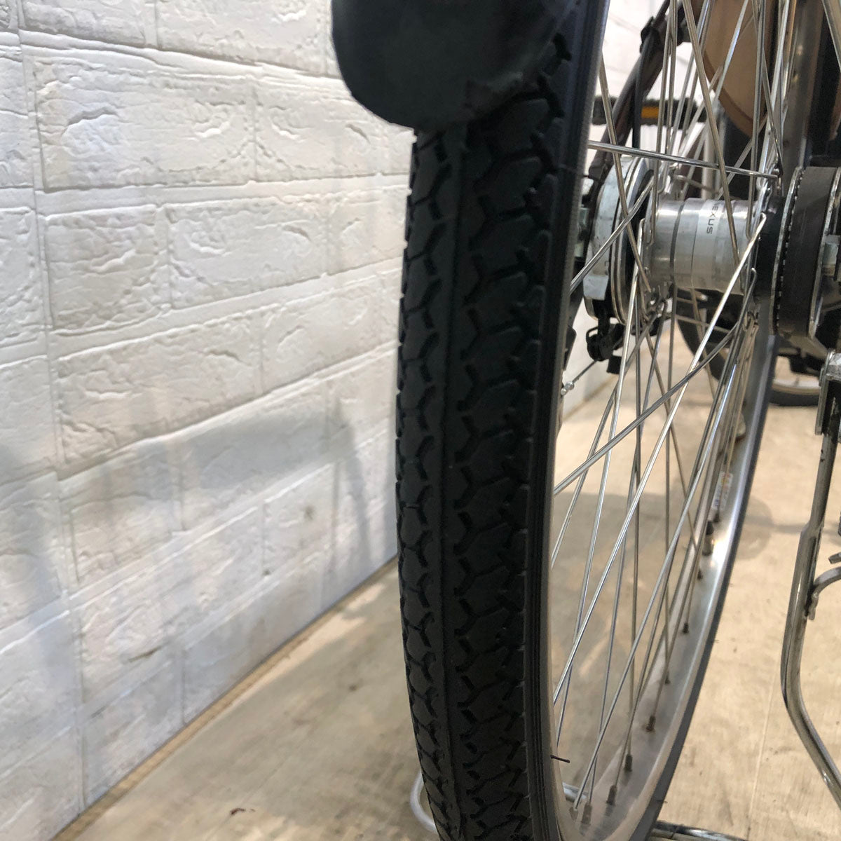 ブリヂストン フロンティア DX ブラウン 26インチ YT121【中古車】
