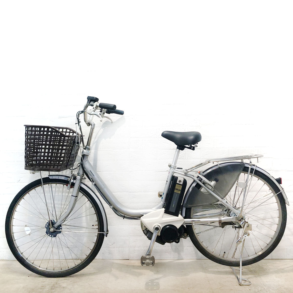 ブリヂストン アシスタ DX シルバー 24インチ YT122【中古車】