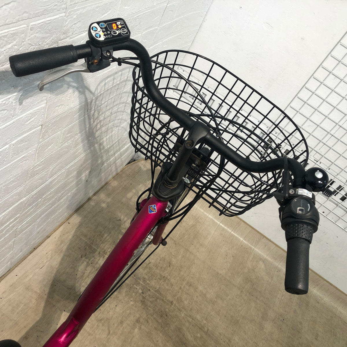 ブリヂストン ボーテ アシスタ ピンク 26インチ YT129【中古車】