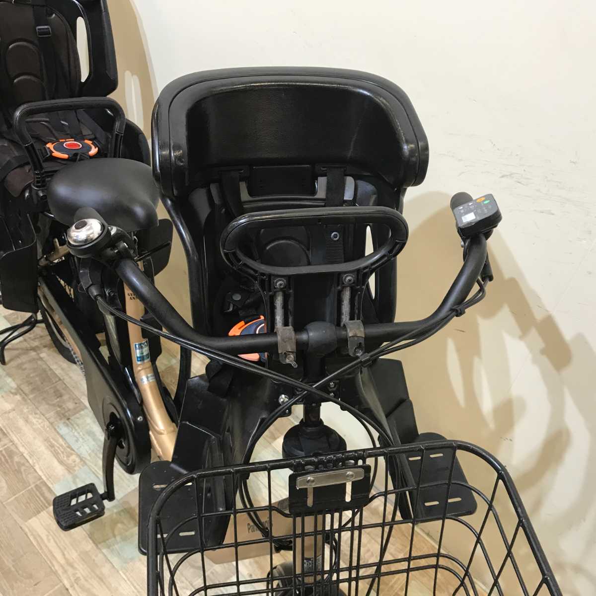 パナソニック ギュット アニーズ ゴールド 20インチ KQ115【中古車】