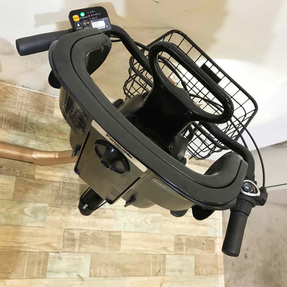 パナソニック ギュット アニーズ ゴールド 20インチ KV061【中古車】