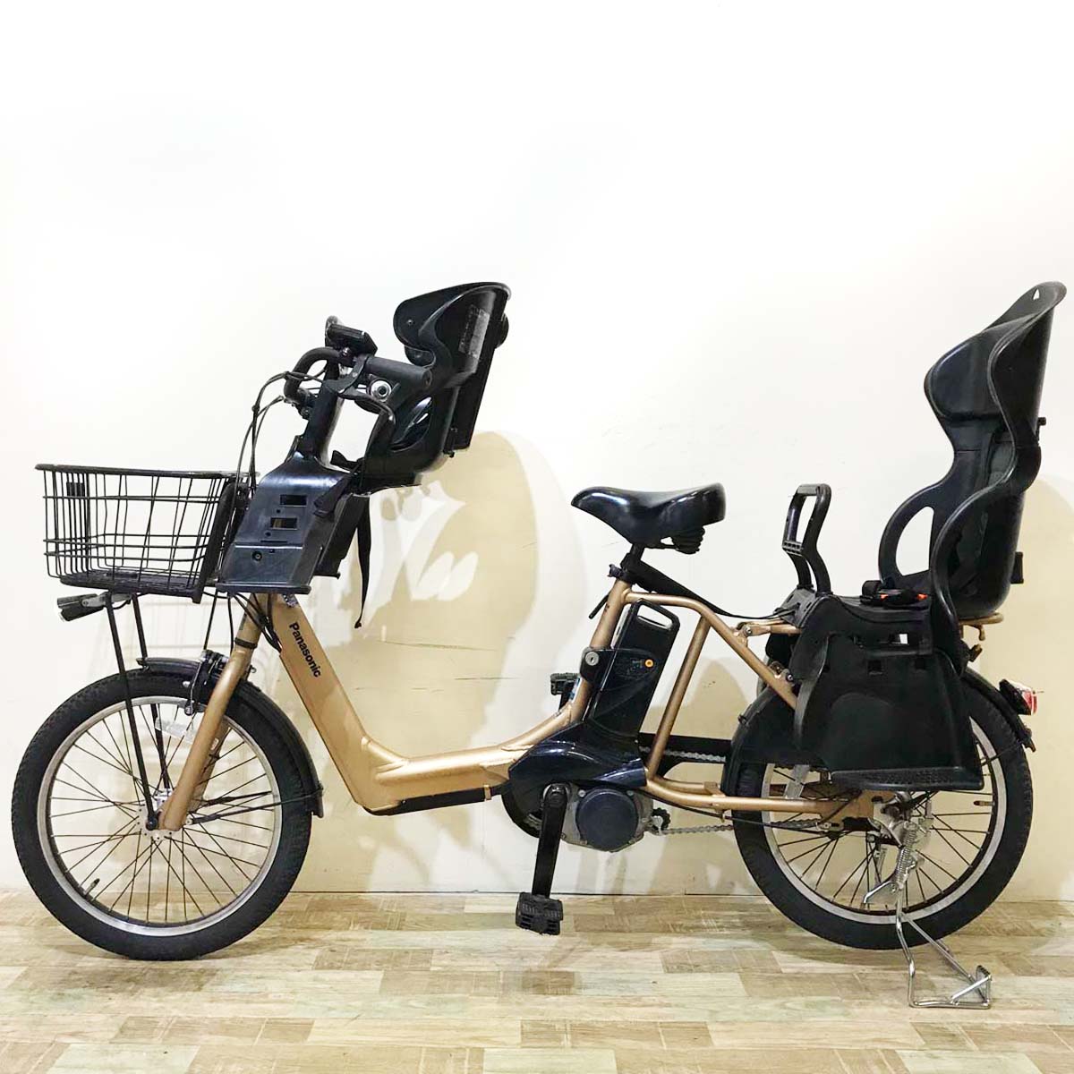 パナソニック ギュット アニーズ ゴールド 20インチ KV061【中古車】