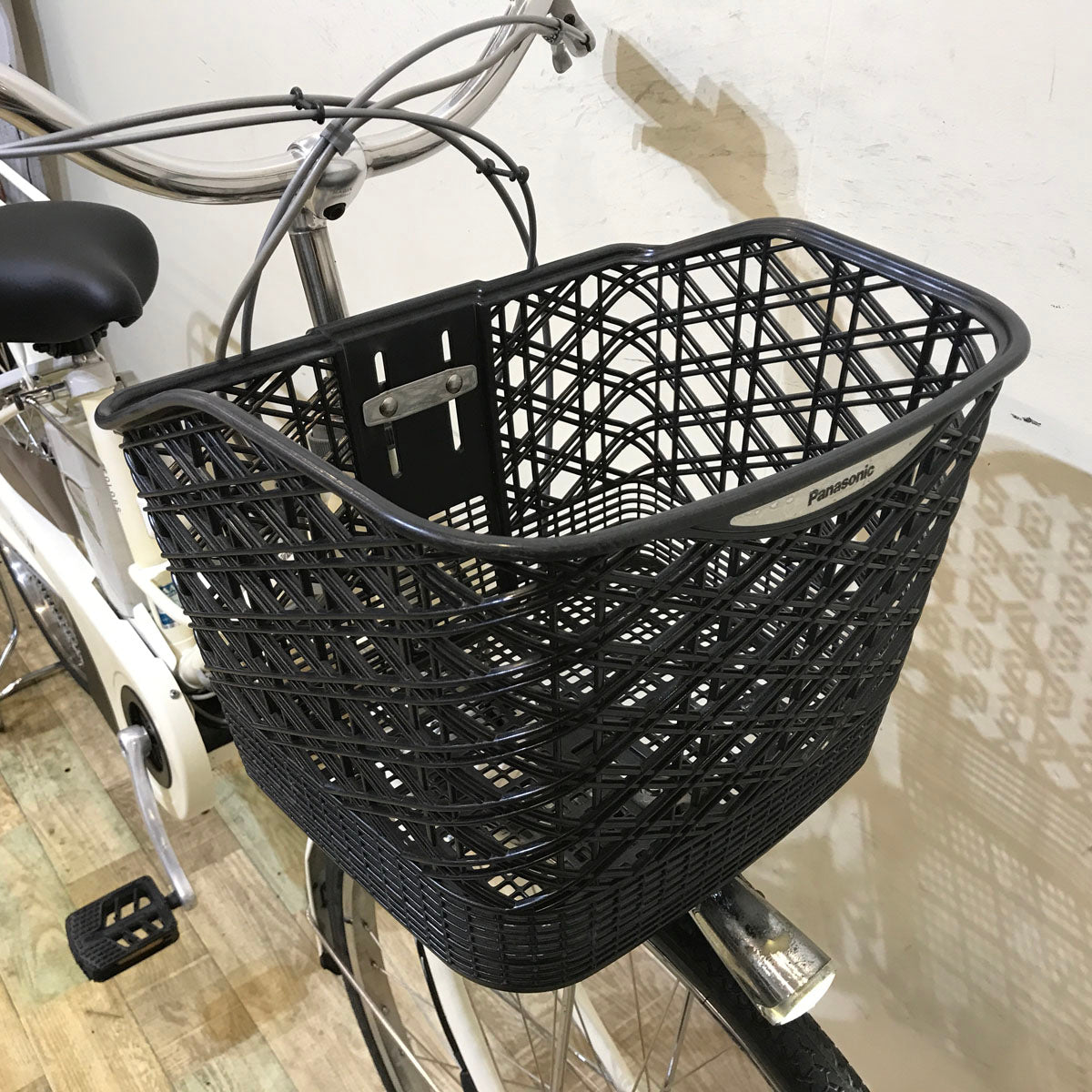 パナソニック カラーズ ホワイト 26インチ KZ146 【中古車】