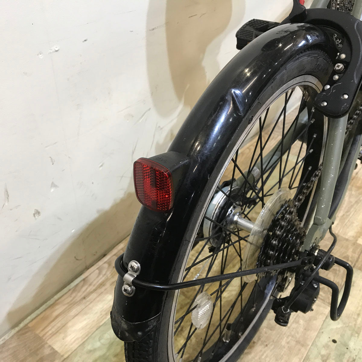パナソニック ベロスター ミニ カーキ 20インチ KZ147 【中古車】