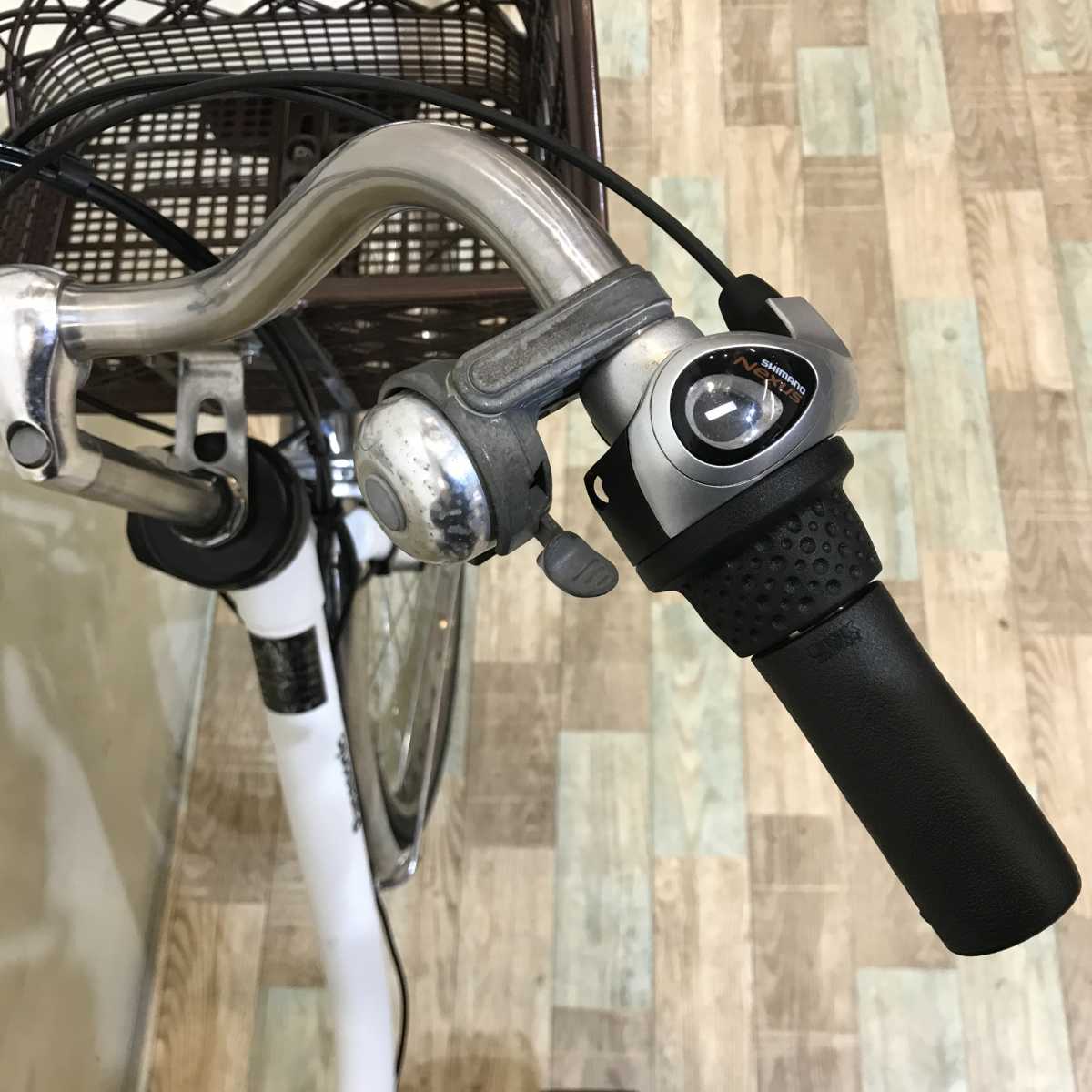 パナソニック ビビ DX ホワイト 26インチ KQ130 【中古車】