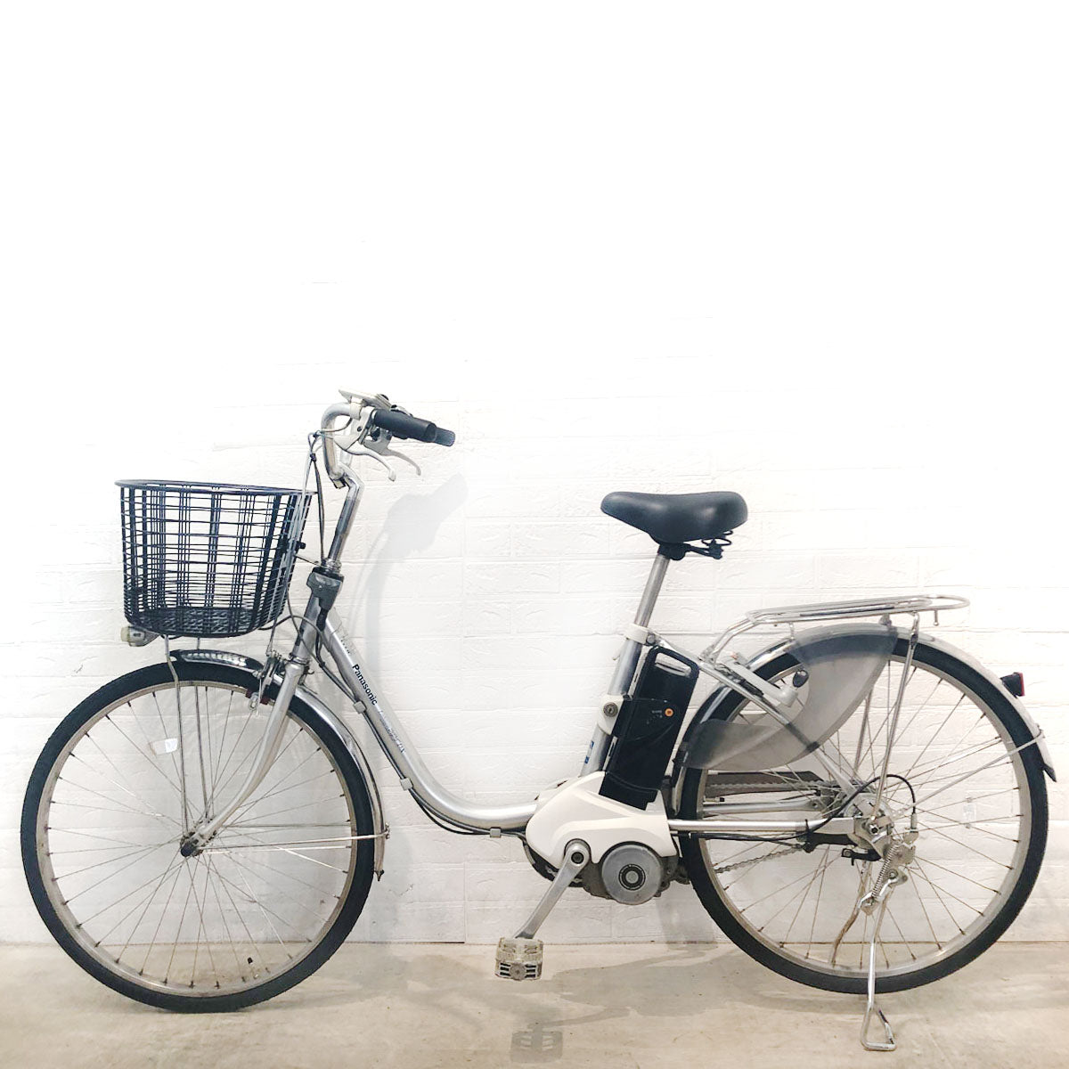 パナソニック ビビ DX シルバー 24インチ YU009 【中古車】
