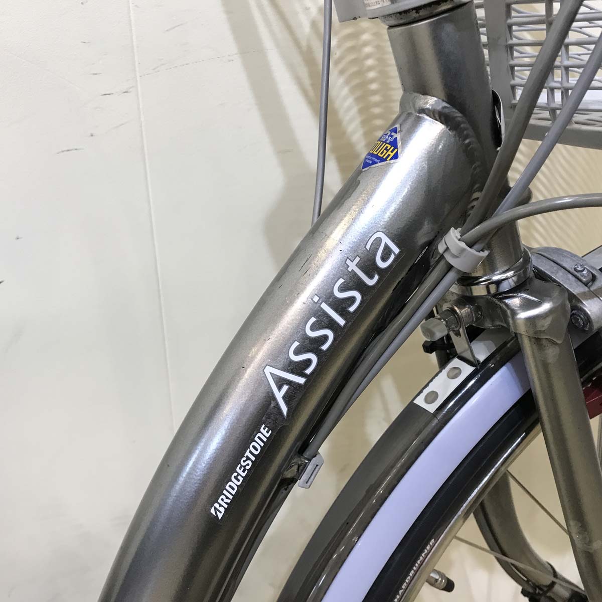 ブリヂストン アシスタ プラス シルバー 26インチ KV077【中古車】