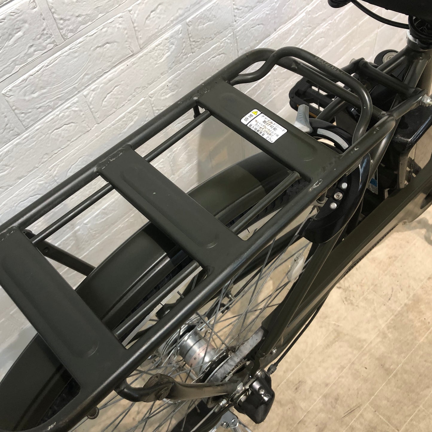 ブリヂストン ステップクルーズ e カーキ 26インチ YP011 【中古車】