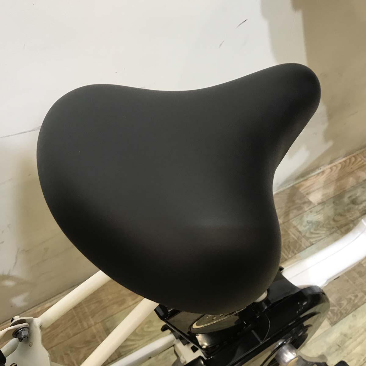 パナソニック ギュット ミニ ホワイト 20インチ KZ165【中古車】