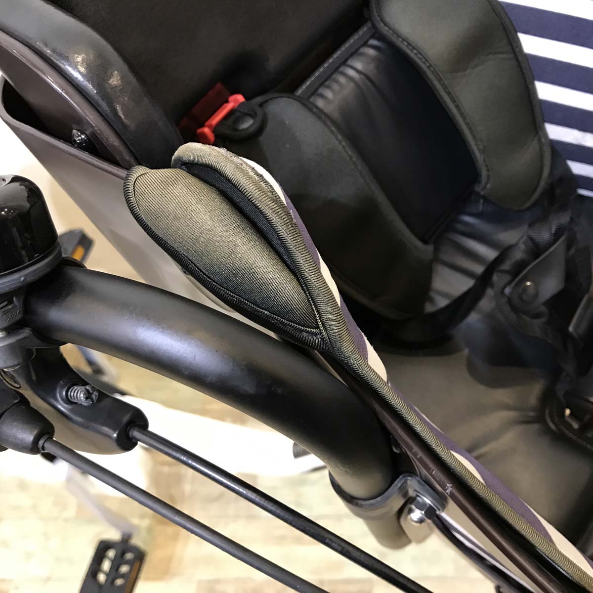 パナソニック ギュット ミニ DX ホワイト 20インチ KV087【中古車】