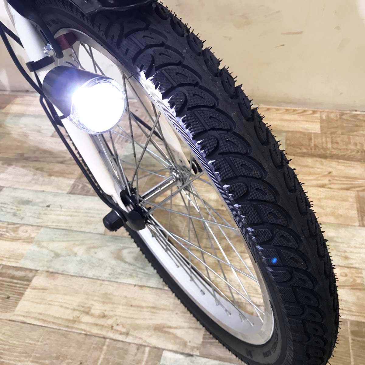 パナソニック ギュット ミニ DX ホワイト 20インチ KV087【中古車】