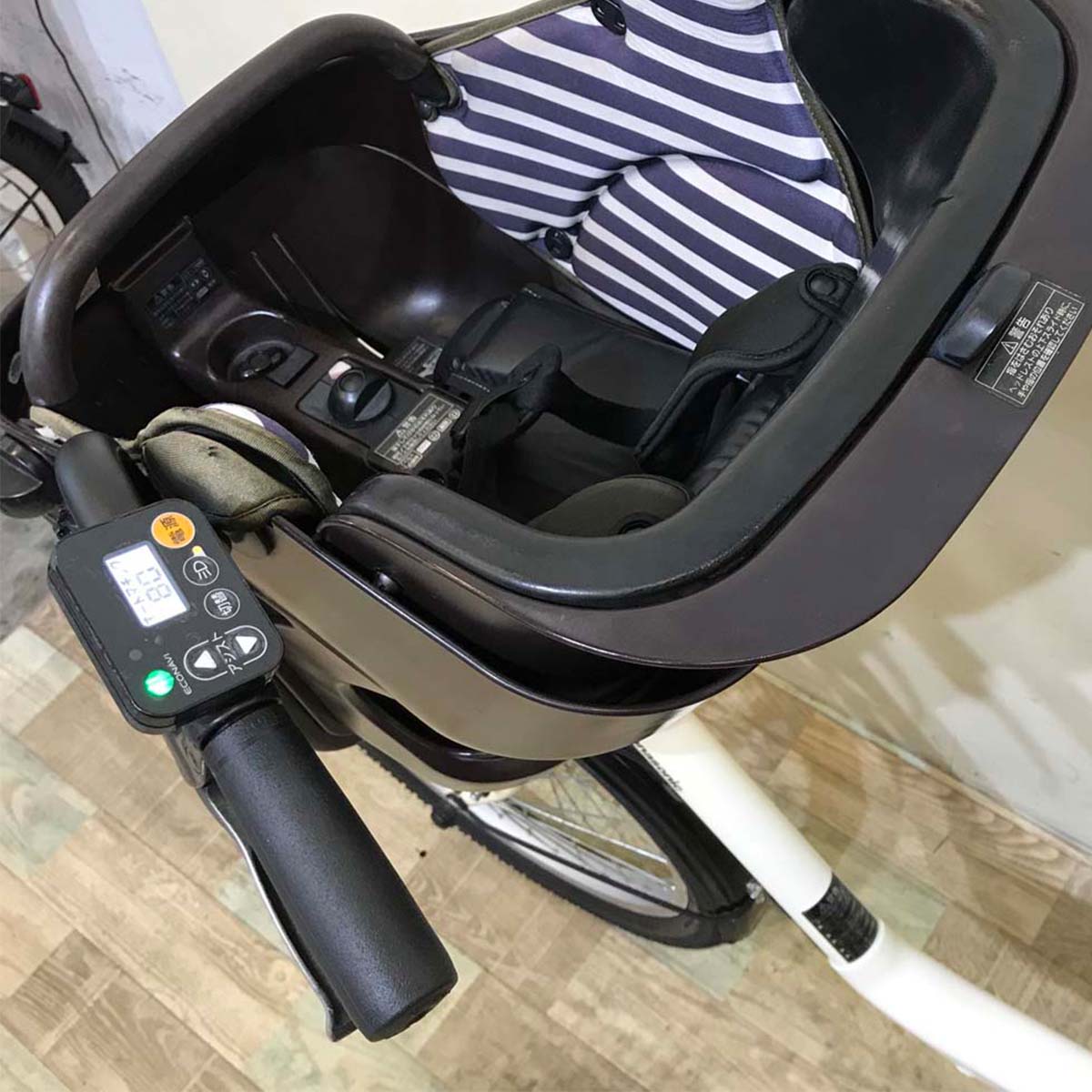 パナソニック ギュット ミニ DX ホワイト 20インチ KV087【中古車】