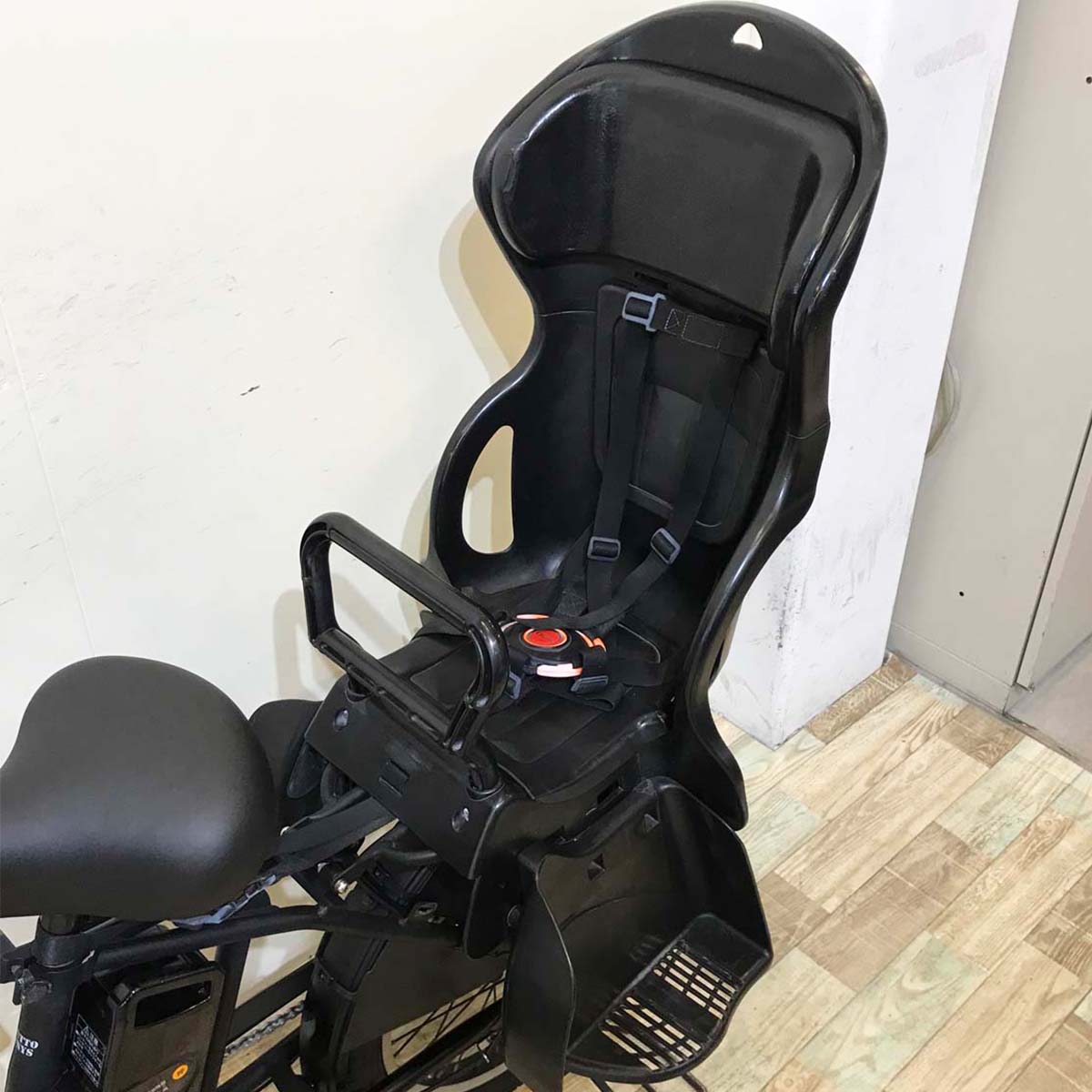 パナソニック ギュット アニーズ ブラック 20インチ KV094【中古車】
