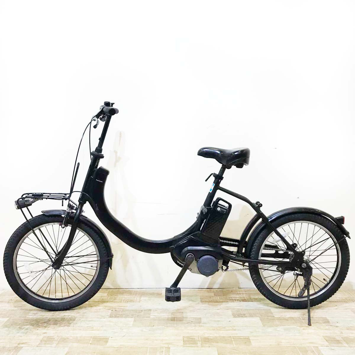 パナソニック SW ブラック 20インチ KV098 【中古車】