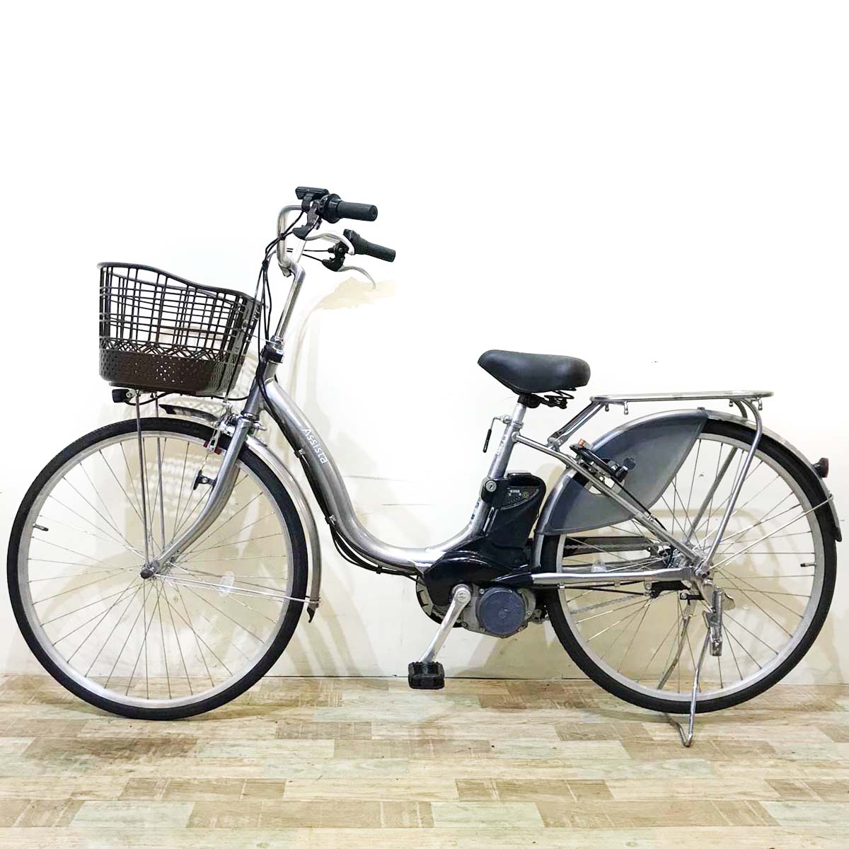 ブリヂストン アシスタ ベーシック シルバー 26インチ KV103 【中古車】