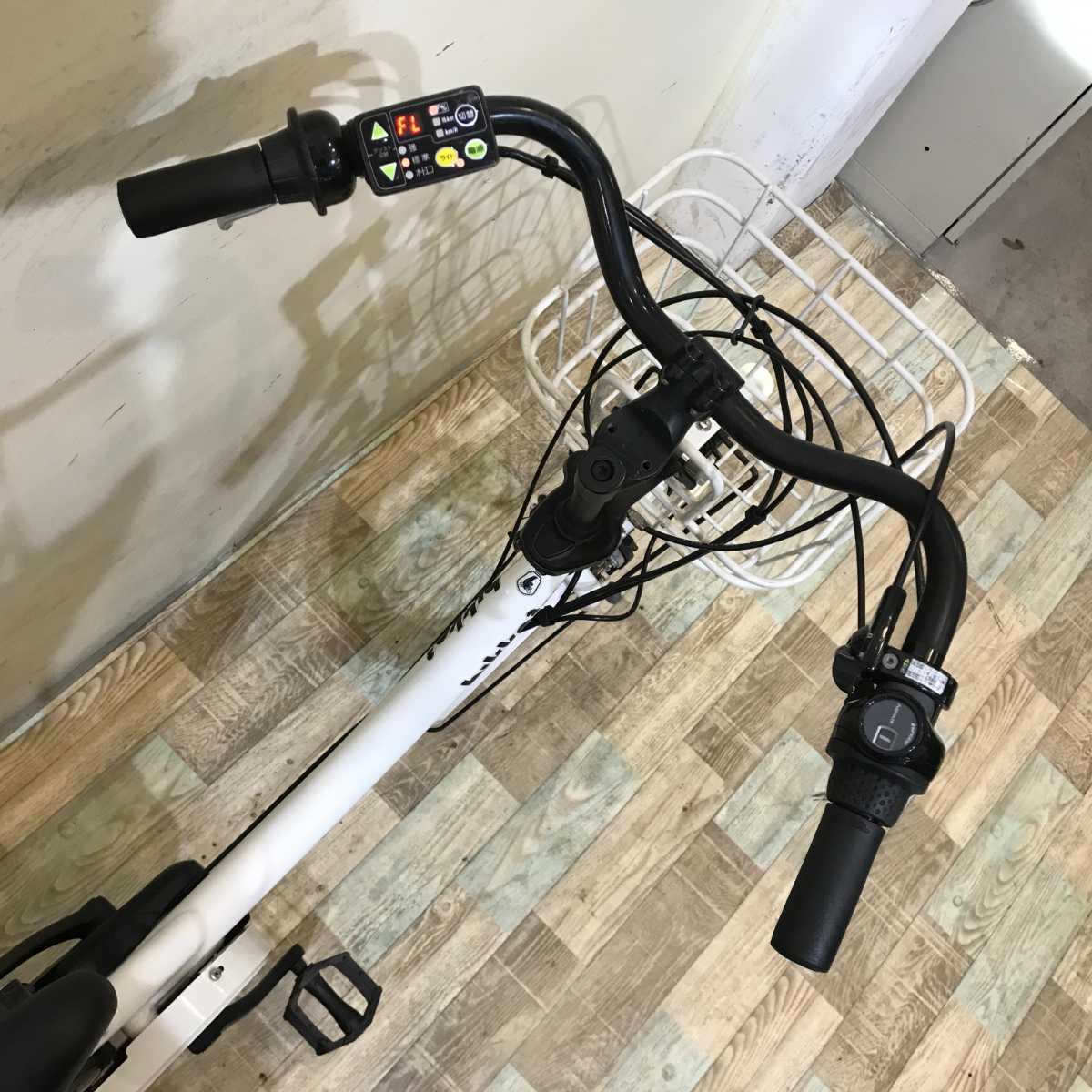 ブリヂストン bikke 2 e ビッケ ツー イー ホワイト 20インチ KR034【中古車】
