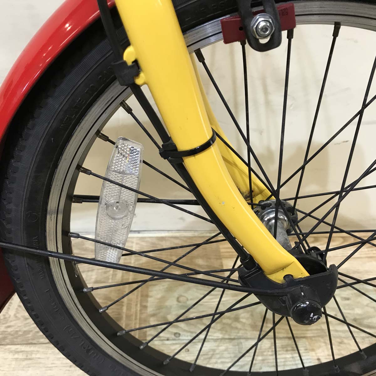折りたたみ パナソニック オフタイム レッド × イエロー 前18×後20インチ KV109 【中古車】