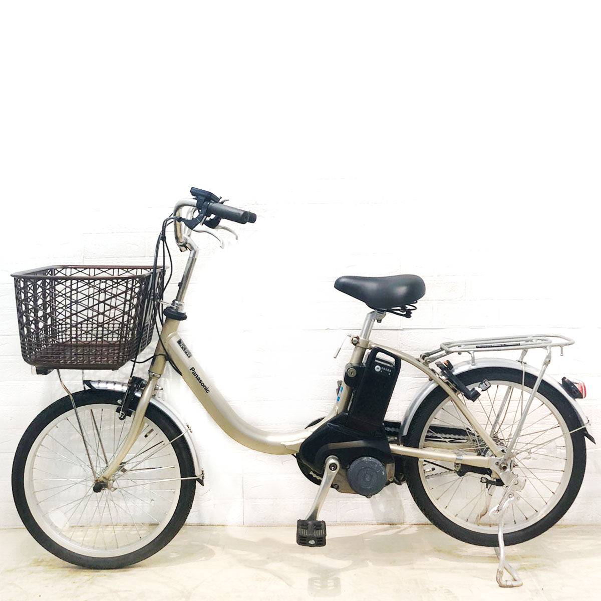 パナソニック ビビ L 20 ウォームシルバー 20インチ YB015 【中古車】