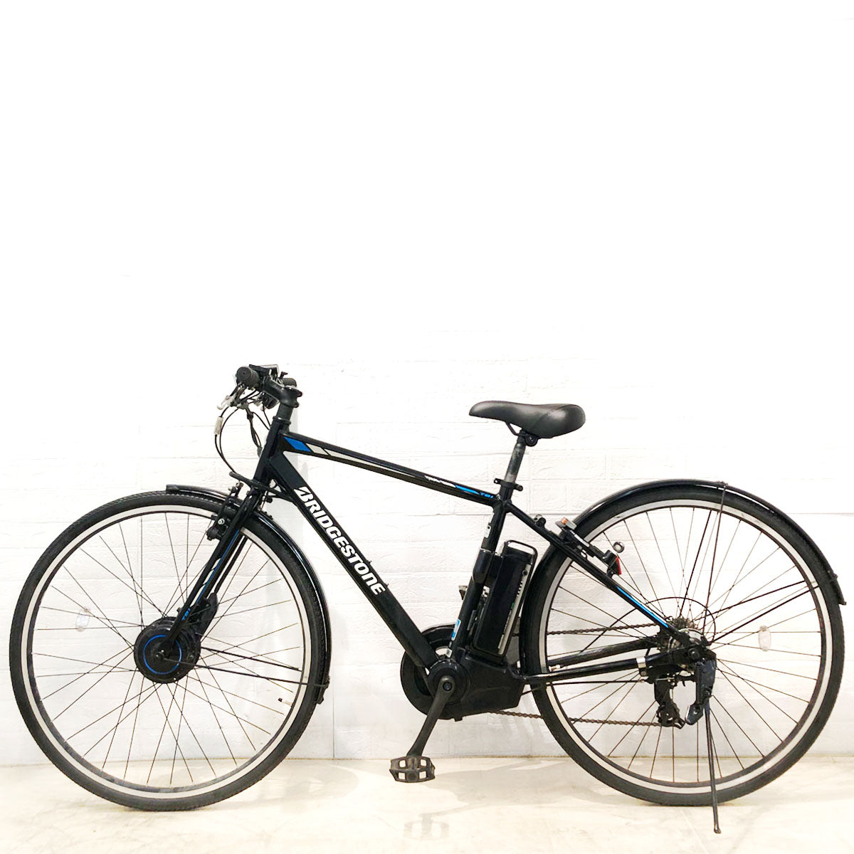 ブリヂストン TB1e ブラック 27インチ YB016 【中古車】