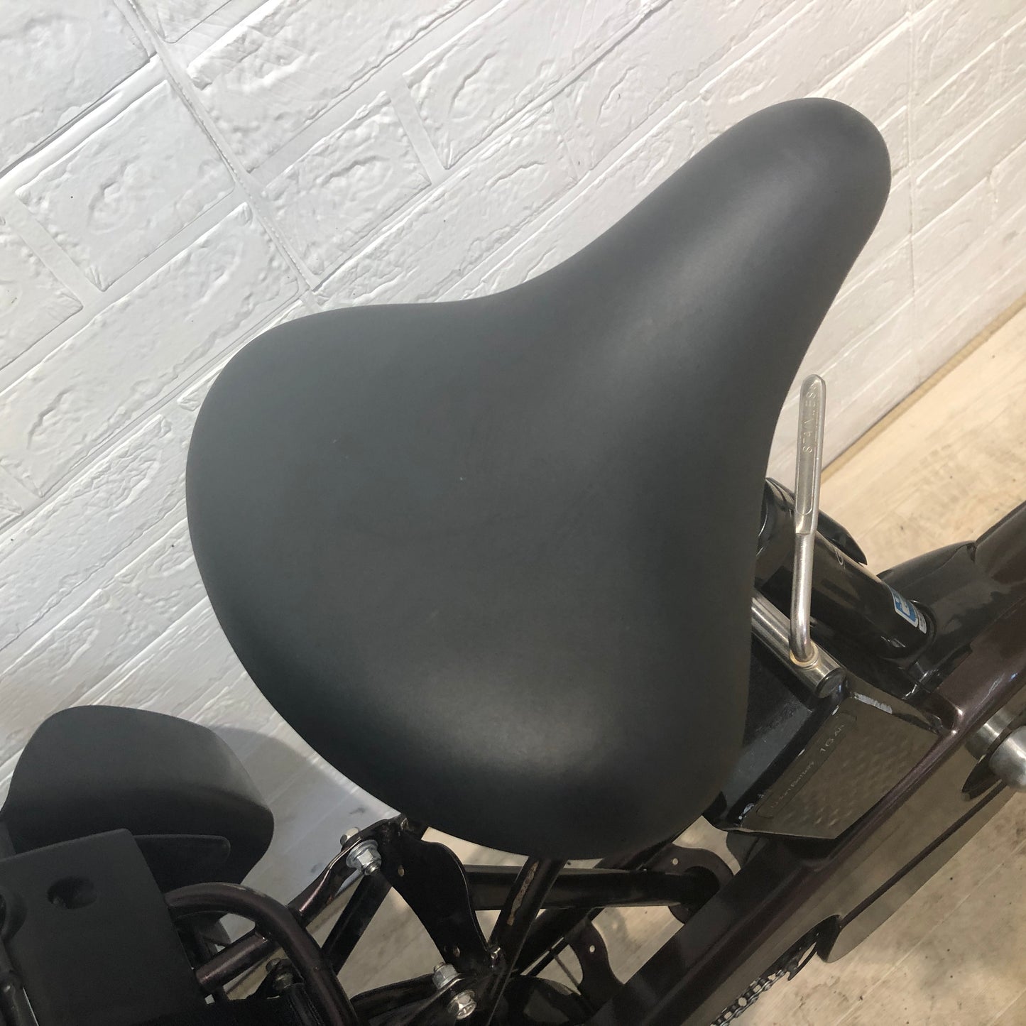 パナソニック ギュット ミニ DX ブラウン 20インチ YP039【中古車】