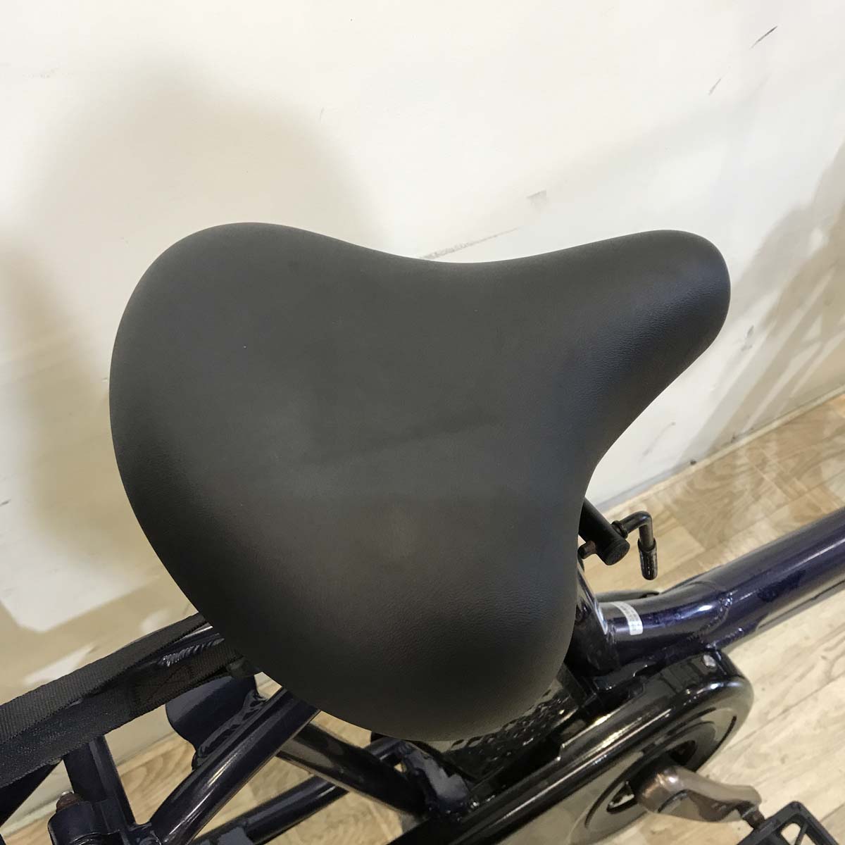 パナソニック ギュット アニーズ ネイビー 20インチ KV117【中古車】