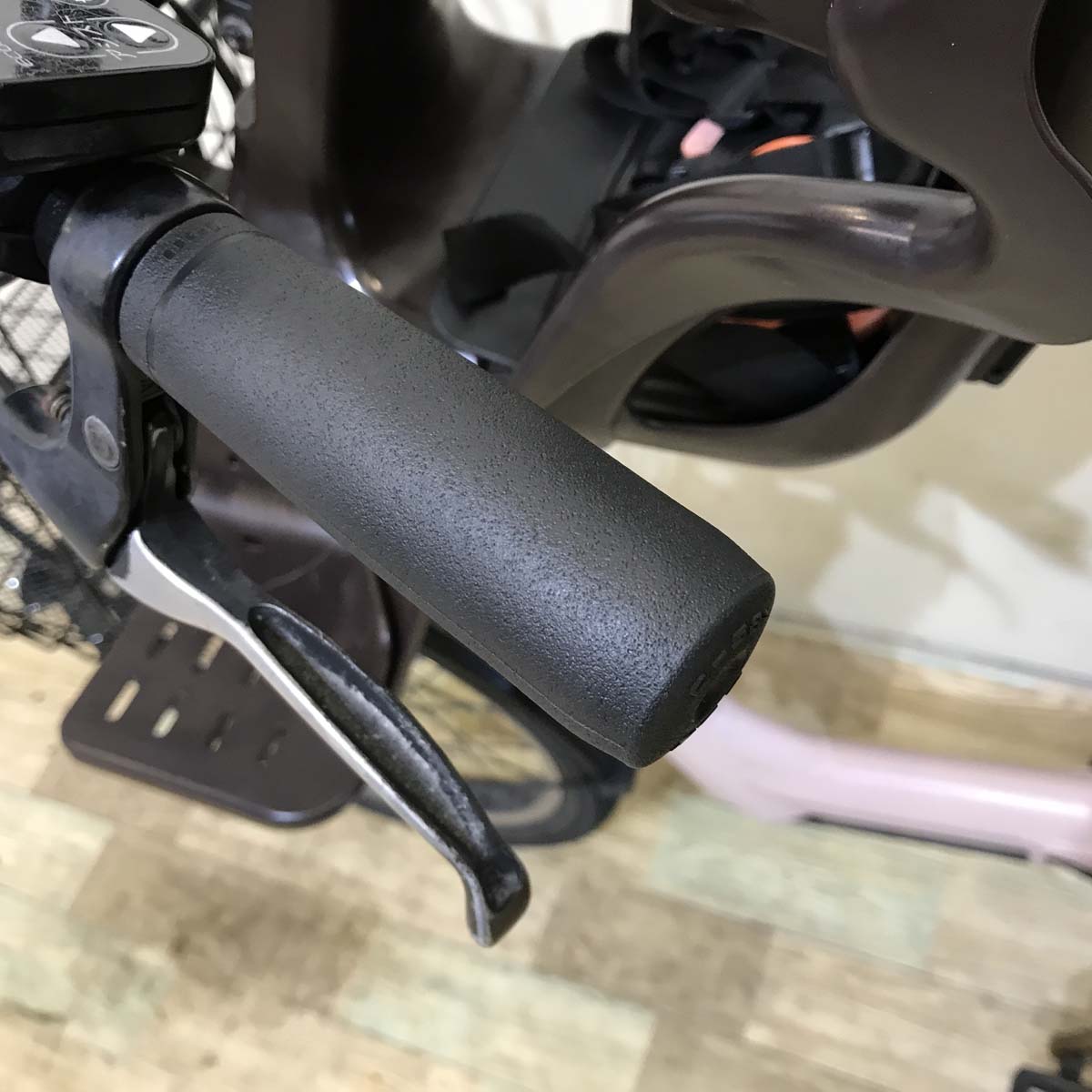 パナソニック ギュット アニーズ ピンク 20インチ KV122【中古車】