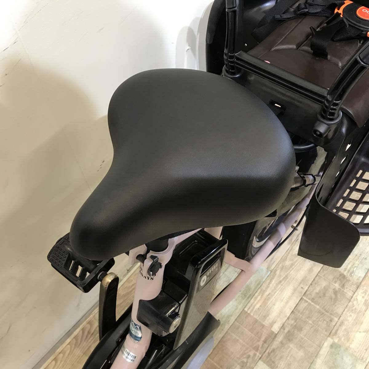 パナソニック ギュット アニーズ ピンク 20インチ KV122【中古車】