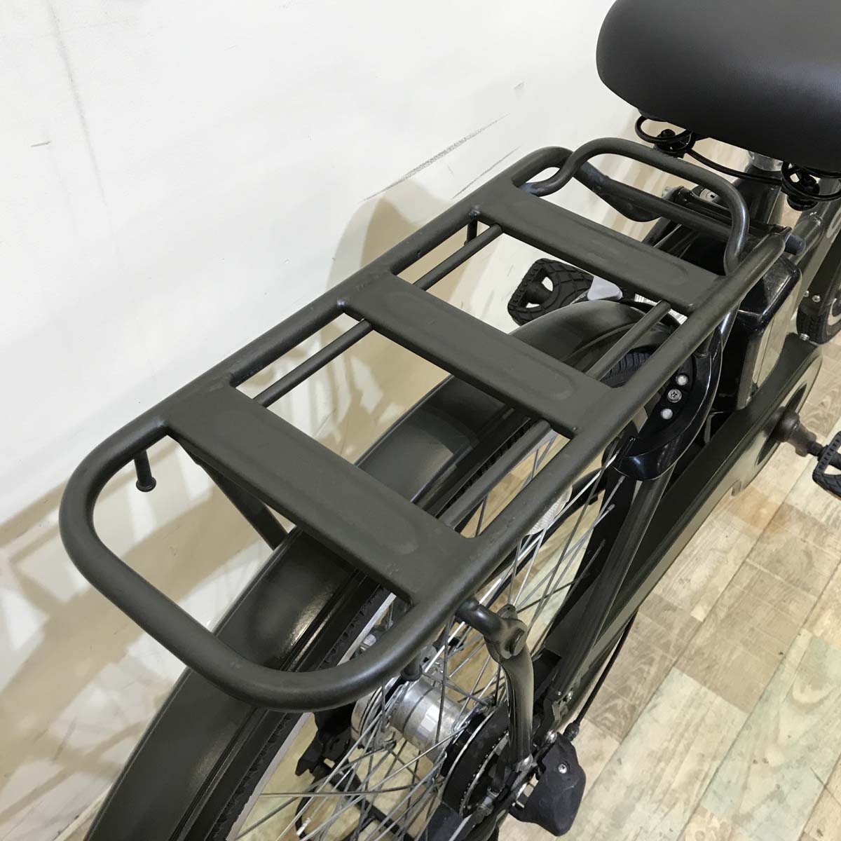 ブリヂストン ステップクルーズ カーキ 26インチ KV131 【中古車】