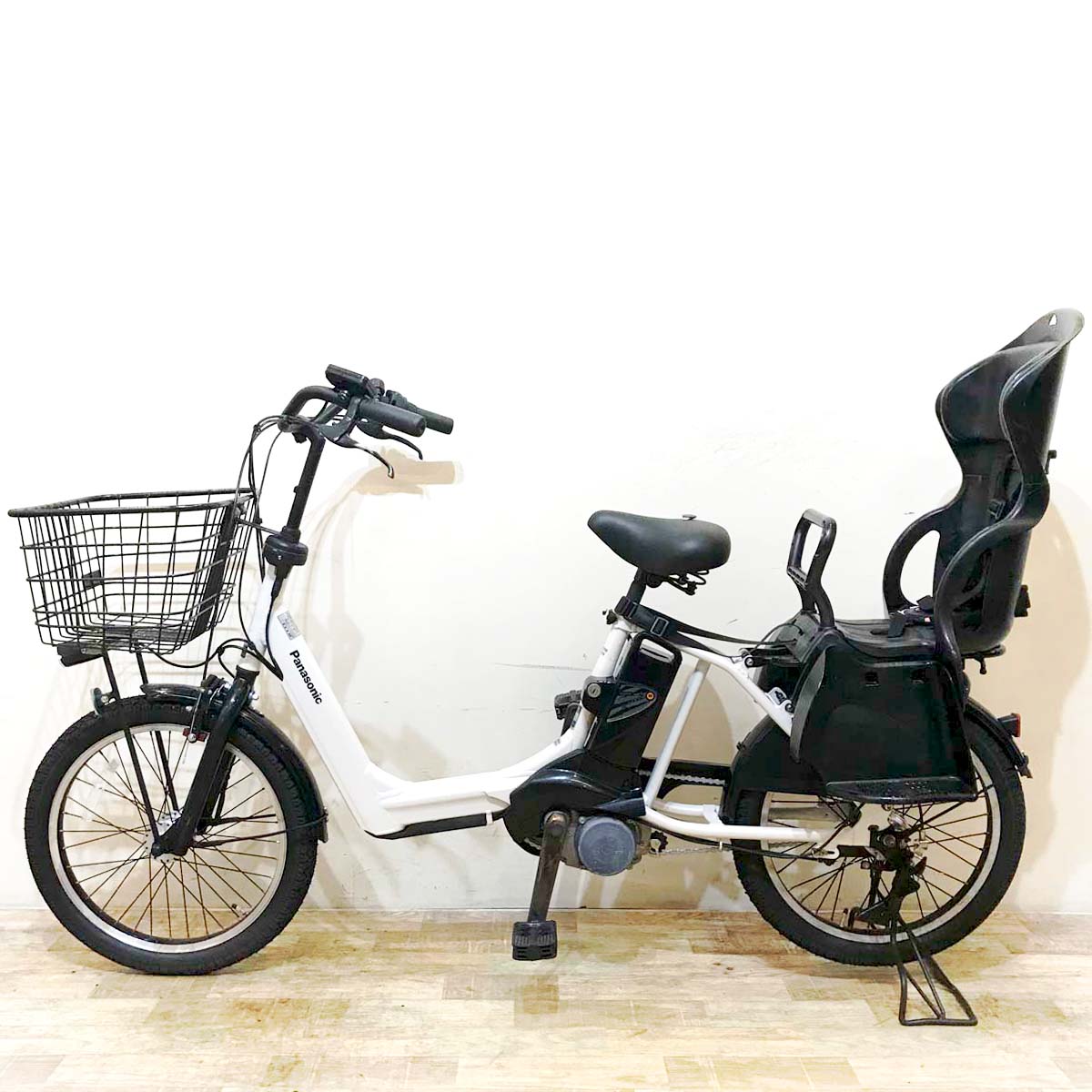 パナソニック ギュット アニーズ ホワイト 20インチ KF074【中古車】