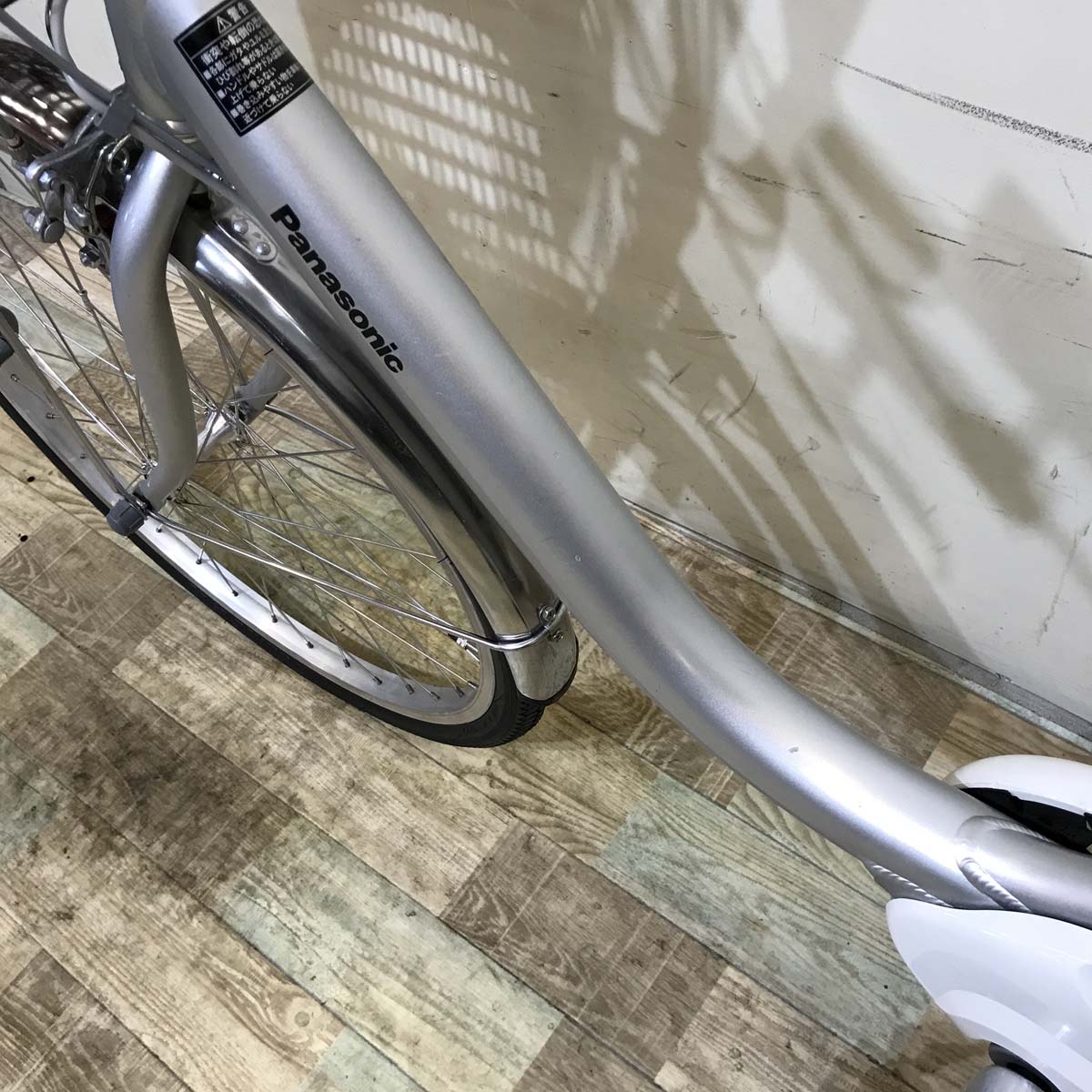 パナソニック ビビ ライト U シルバー 24インチ KV136 【中古車】