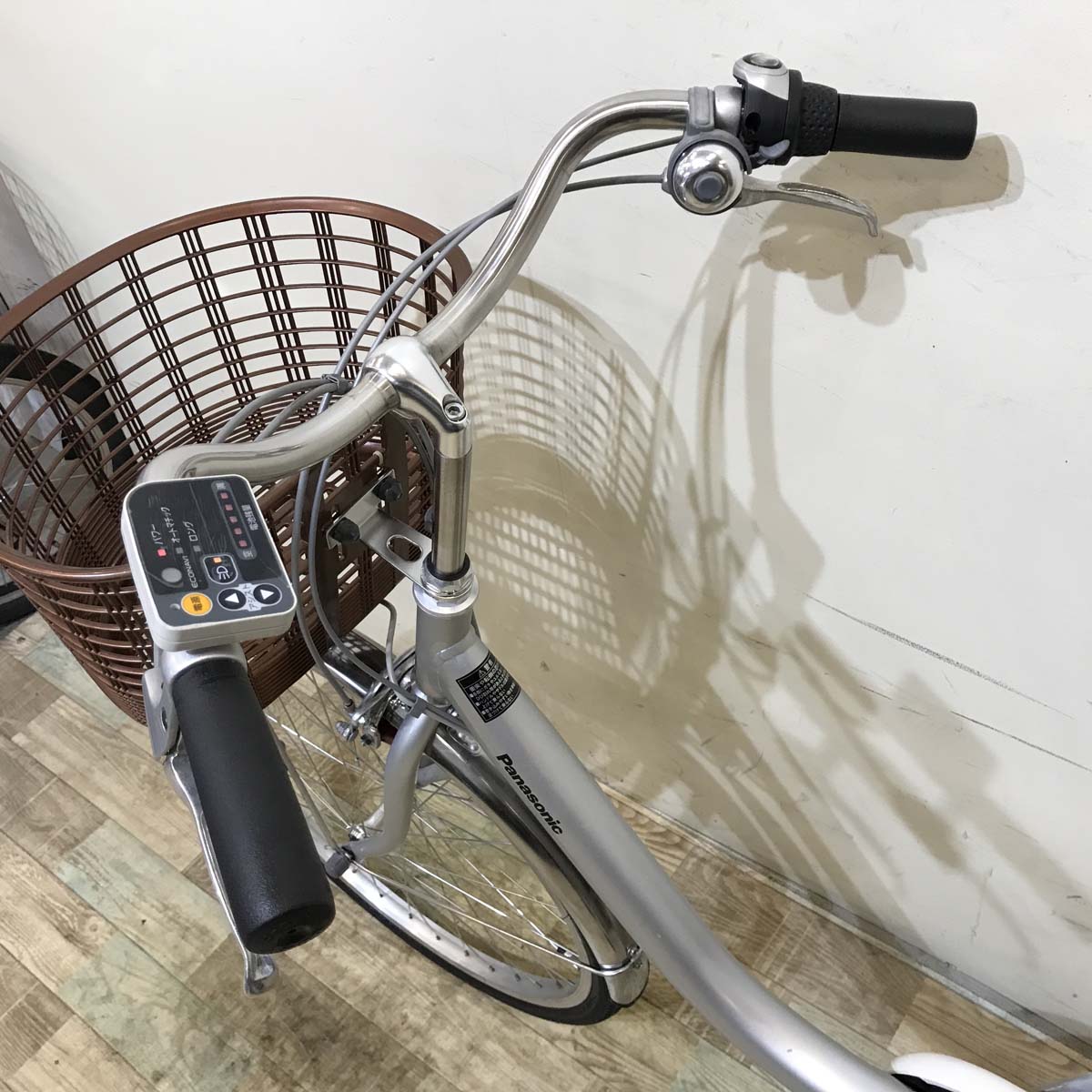 パナソニック ビビ ライト U シルバー 24インチ KV136 【中古車】