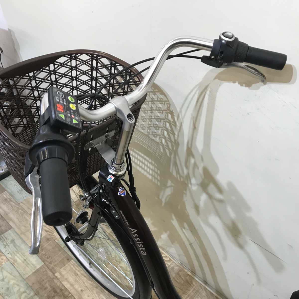 ブリヂストン アシスタ ファイン ブラウン 26インチ KR080 【中古車】