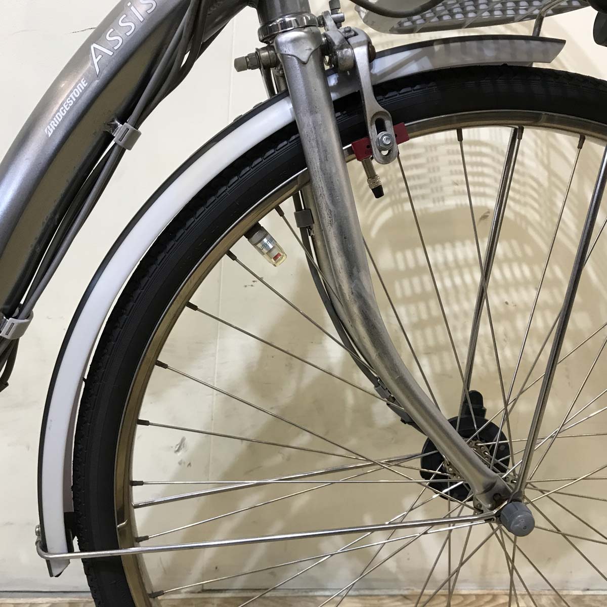 ブリヂストン アシスタ DX シルバー 26インチ KW025 【中古車】