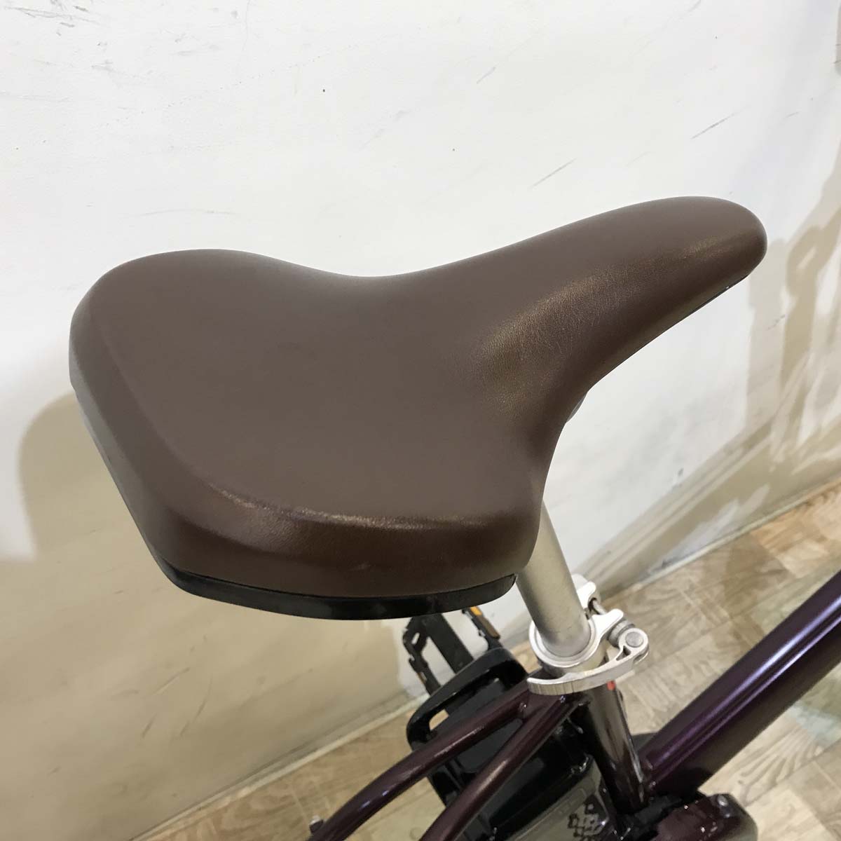 パナソニック J コンセプト パープル 20インチ KSR097 【中古車】