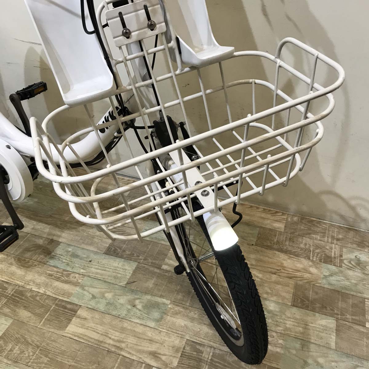 ブリヂストン bikke 2 e ビッケ ツー イー ホワイト 20インチ KW029 【中古車】