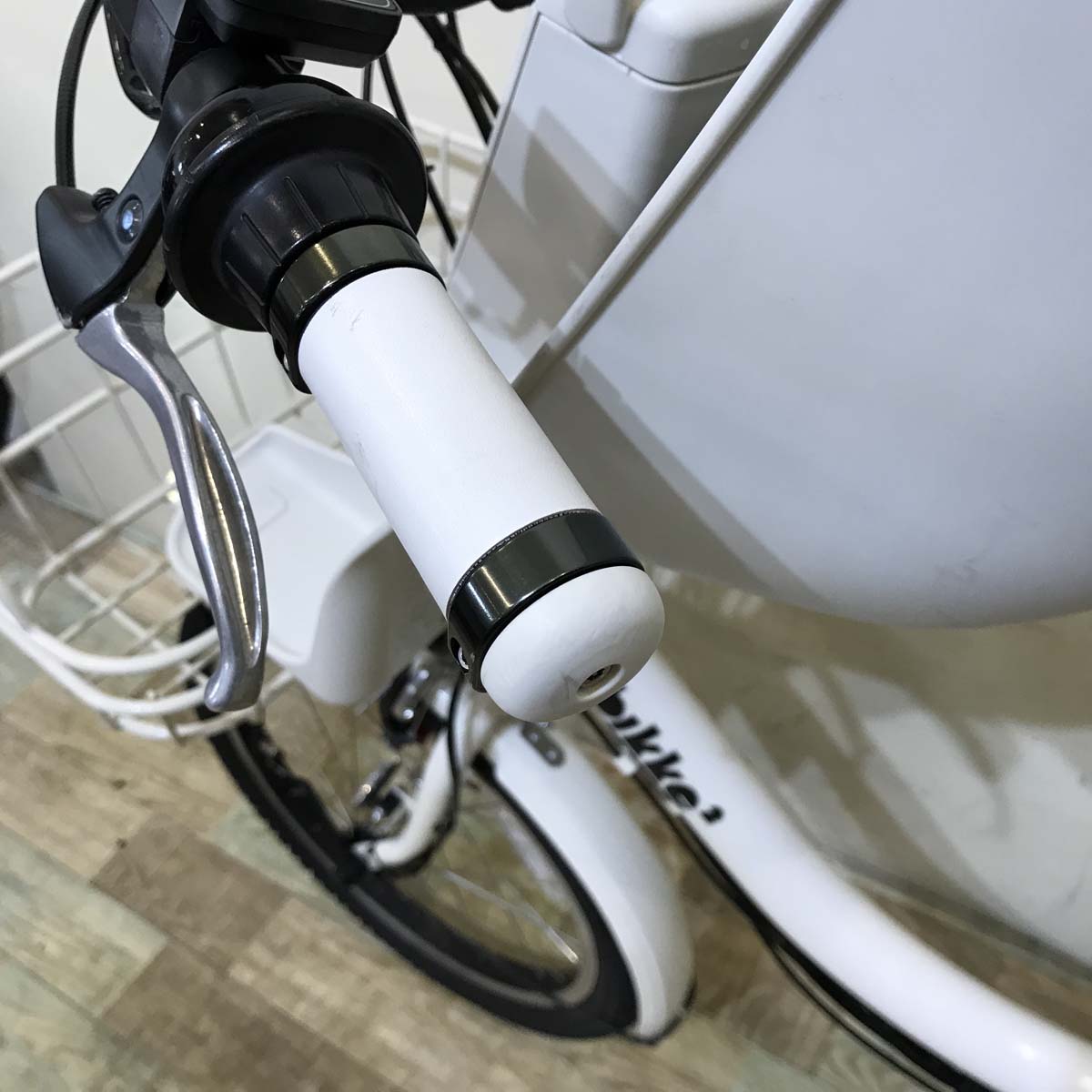 ブリヂストン bikke 2 e ビッケ ツー イー ホワイト 20インチ KW029 【中古車】