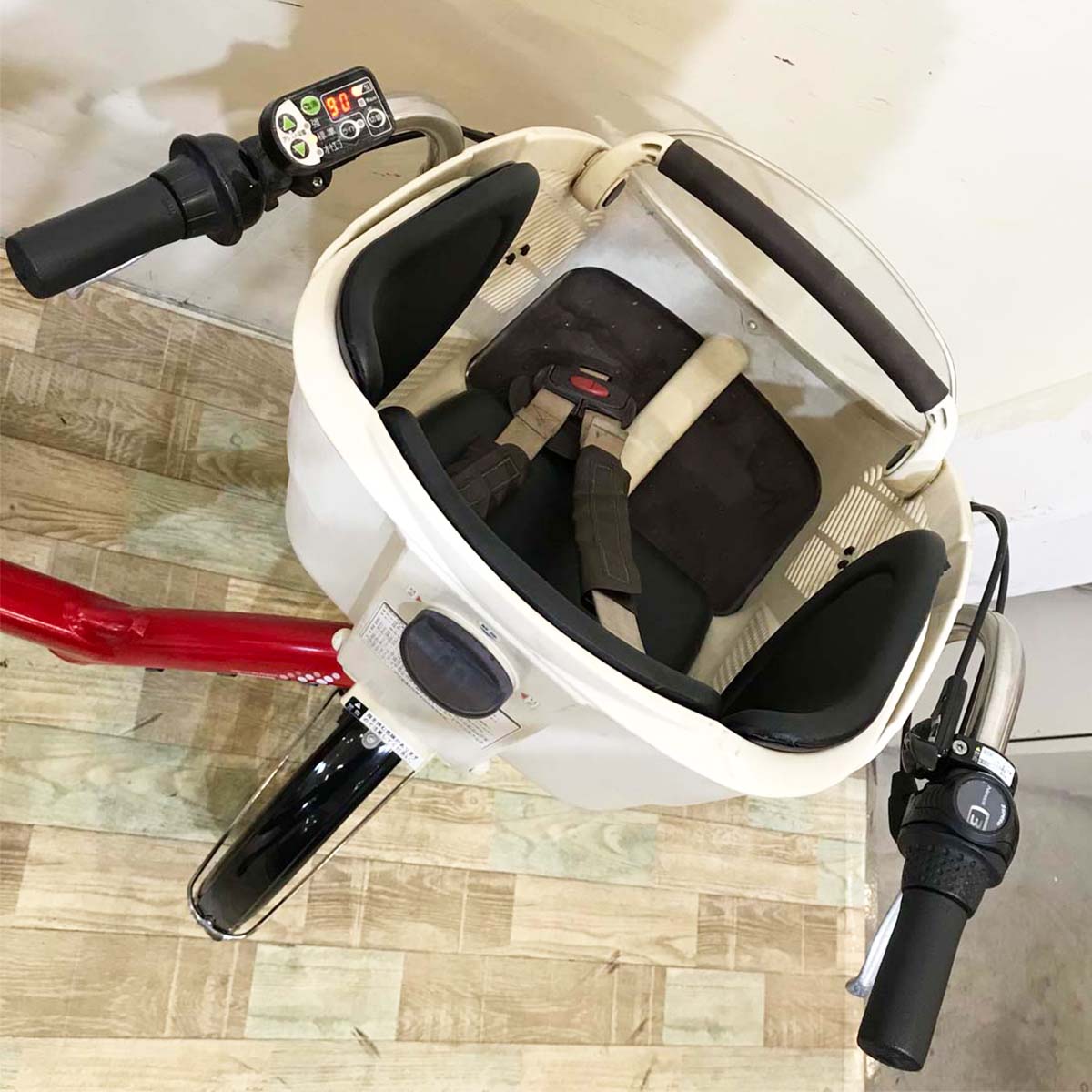 ブリヂストン アンジェリーノ プティット e レッド 20インチ KW032【中古車】