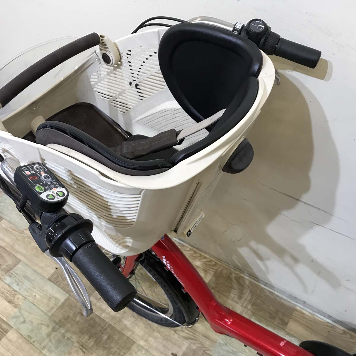 ブリヂストン アンジェリーノ プティット e レッド 20インチ KW032【中古車】