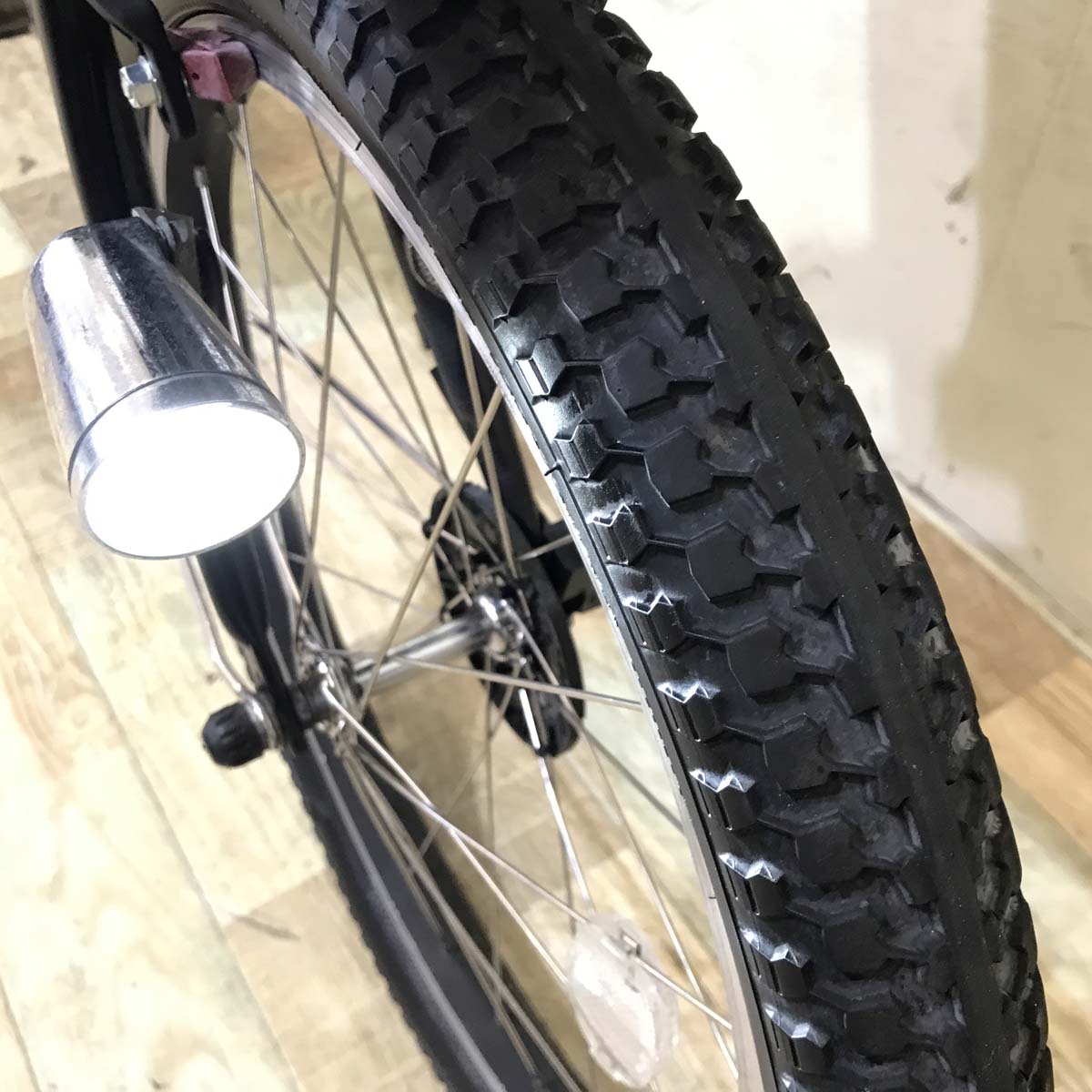 ブリヂストン アンジェリーノ プティット e ブラック 20インチ KW033【中古車】