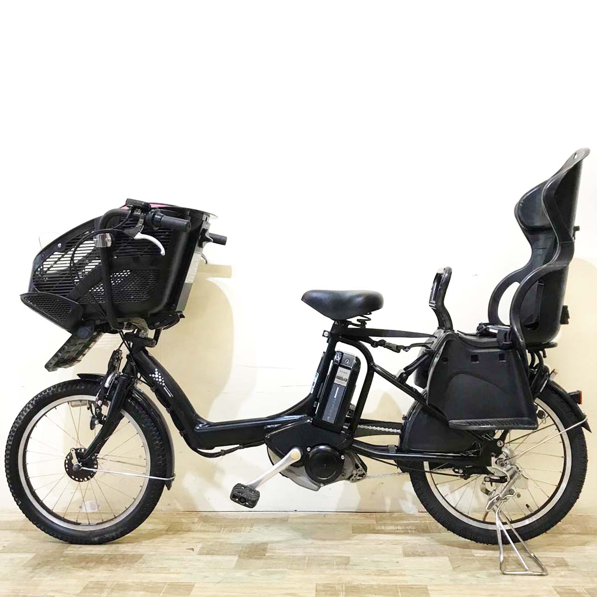 ブリヂストン アンジェリーノ プティット e ブラック 20インチ KW033【中古車】