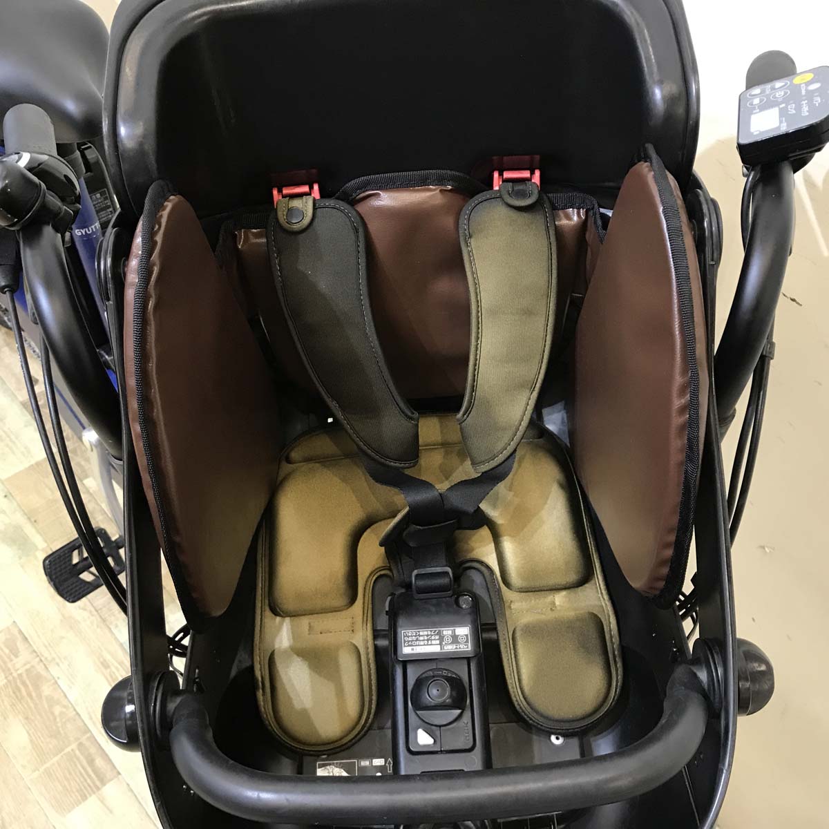 パナソニック ギュット ミニ DX ネイビー 20インチ KW035【中古車】
